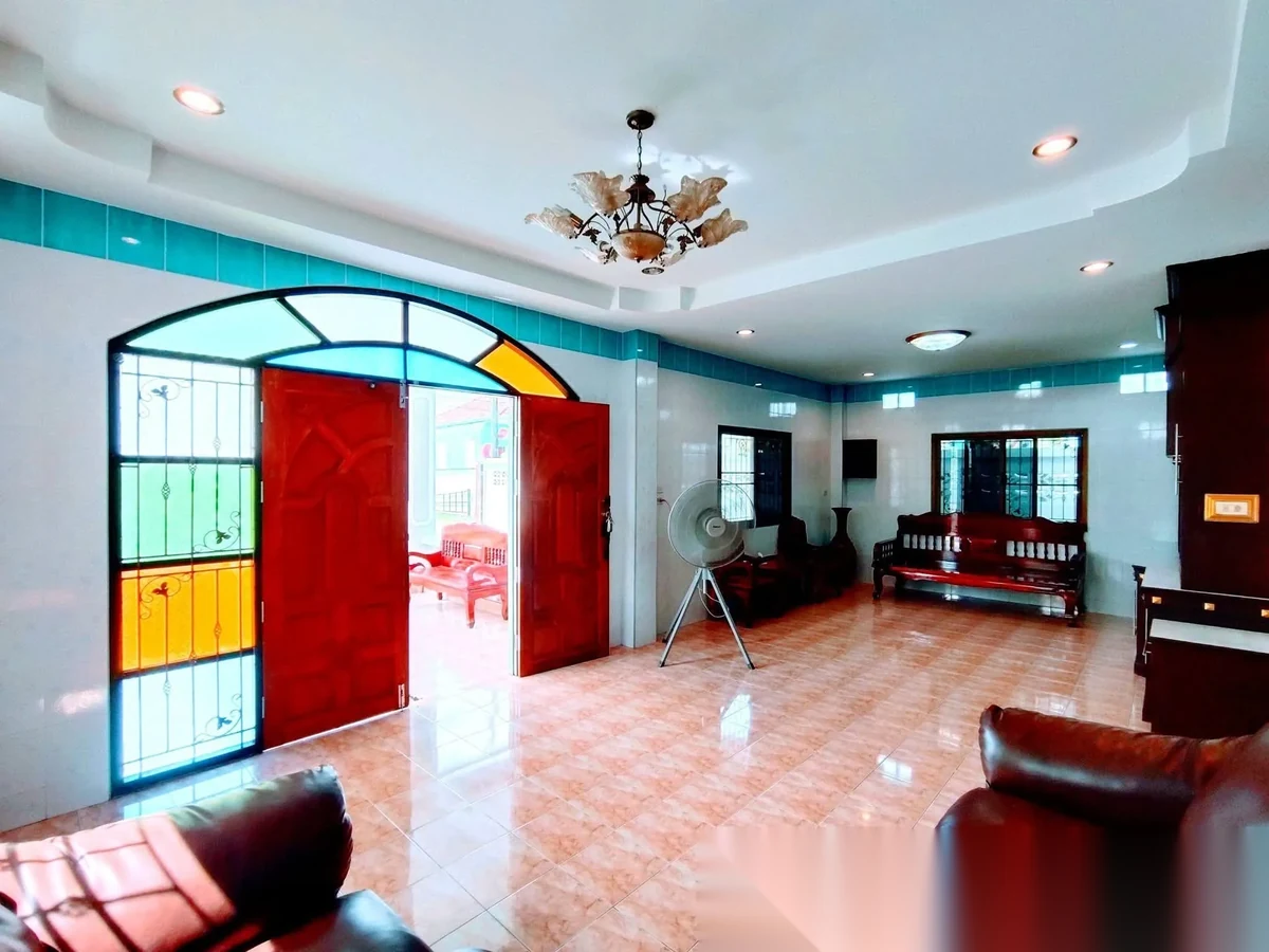 3 Bedroom House for sale — photo 3