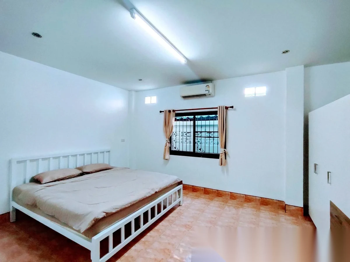 3 Bedroom House for sale — photo 12