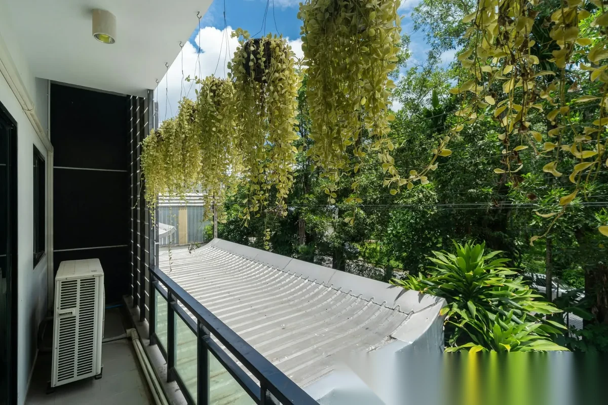 3 Bedroom House for rent at Garden Place Village complex · Thep Krasattri · Pool Access — photo 11