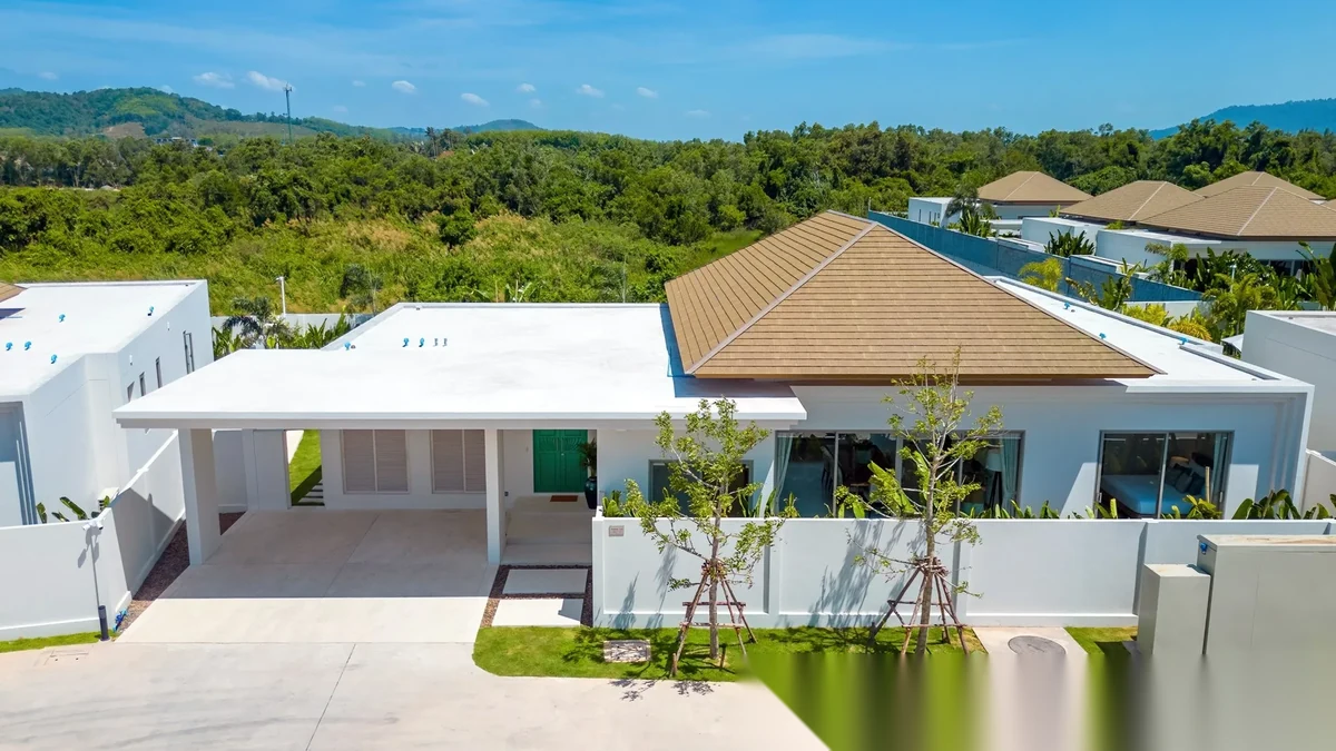 4 Bedroom Villa for sale at Trichada Breeze complex · Choeng Thale · Pool Access — photo 19