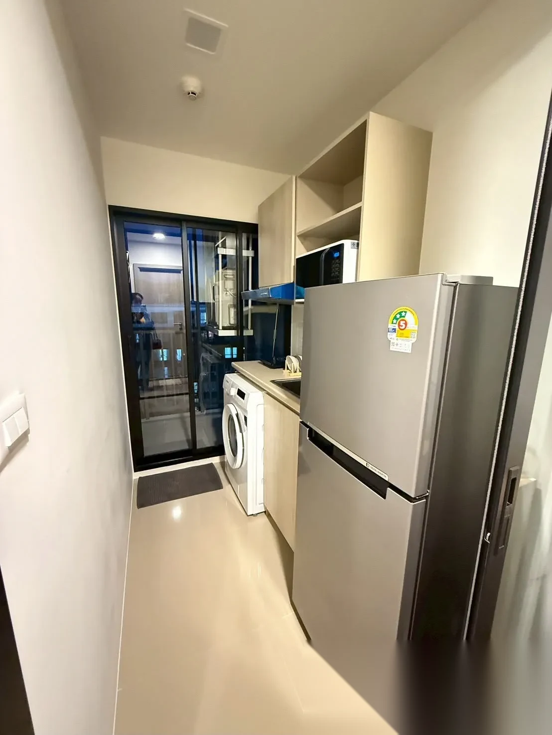 Апартаменты 1BR в ЖК Dcondo Reef Phuket · Кату · Выход к бассейну — фото 6