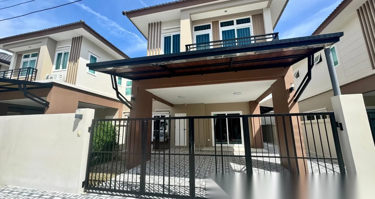4 Bedroom House for rent at Mana Kathu Lake complex · Kathu · Pool Access