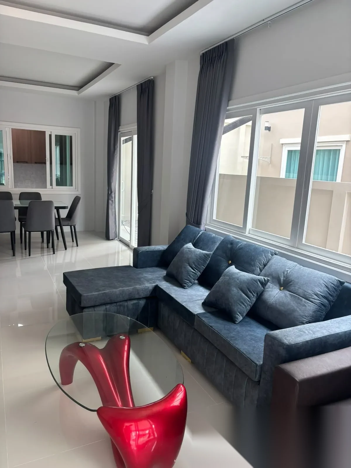 4 Bedroom House for rent at Mana Kathu Lake complex · Kathu · Pool Access — photo 2