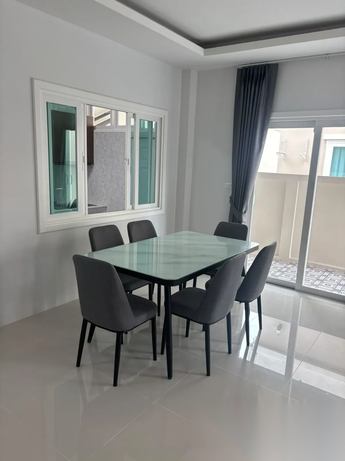 4 Bedroom House for rent at Mana Kathu Lake complex · Kathu · Pool Access — photo 4