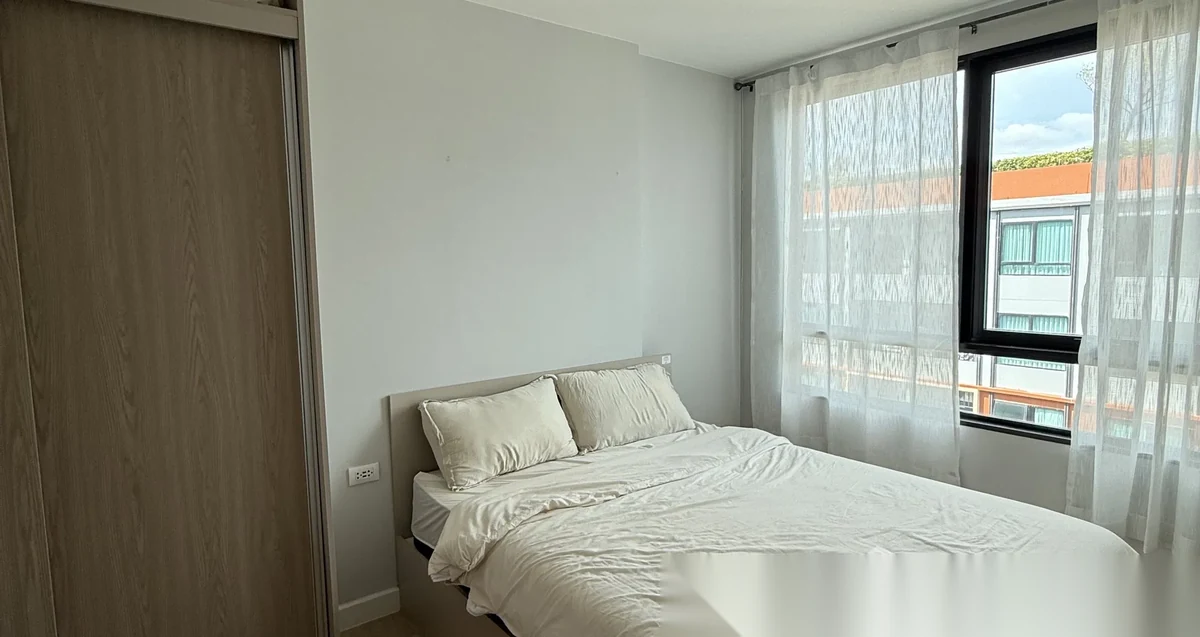 1 Bedroom Apartment for sale at The Cube Amaze complex · Si Sunthon · Pool View