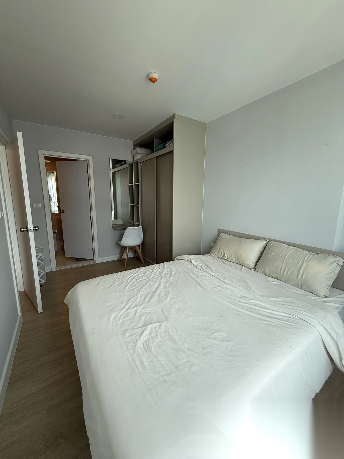 1 Bedroom Apartment for sale at The Cube Amaze complex · Si Sunthon · Pool View — photo 6