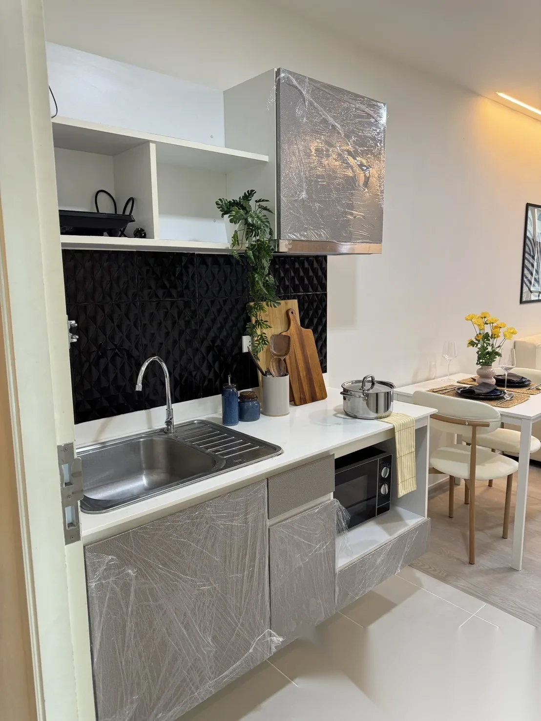 1 Bedroom Apartment for sale at ZCAPE III complex · Wichit · Pool View — photo 4