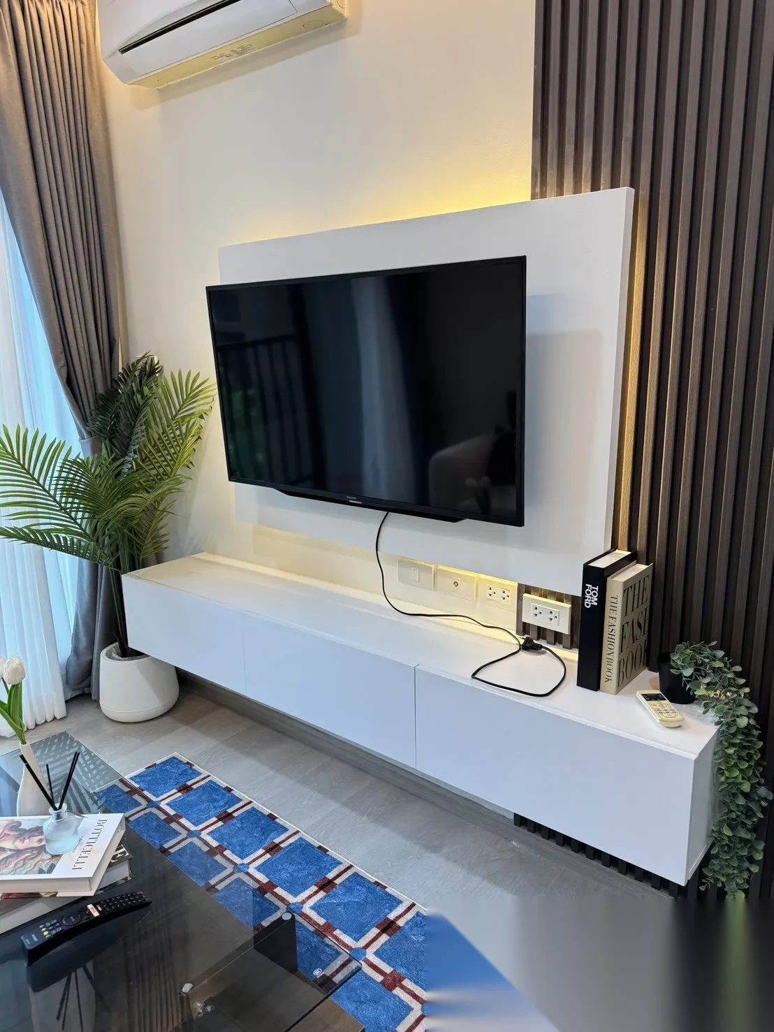1 Bedroom Apartment for sale at ZCAPE III complex · Wichit · Pool View — photo 8