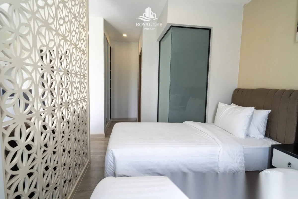Апартаменты 1BR в ЖК Royal Lee The Terminal Phuket · Саку · Вид на озеро — фото 2
