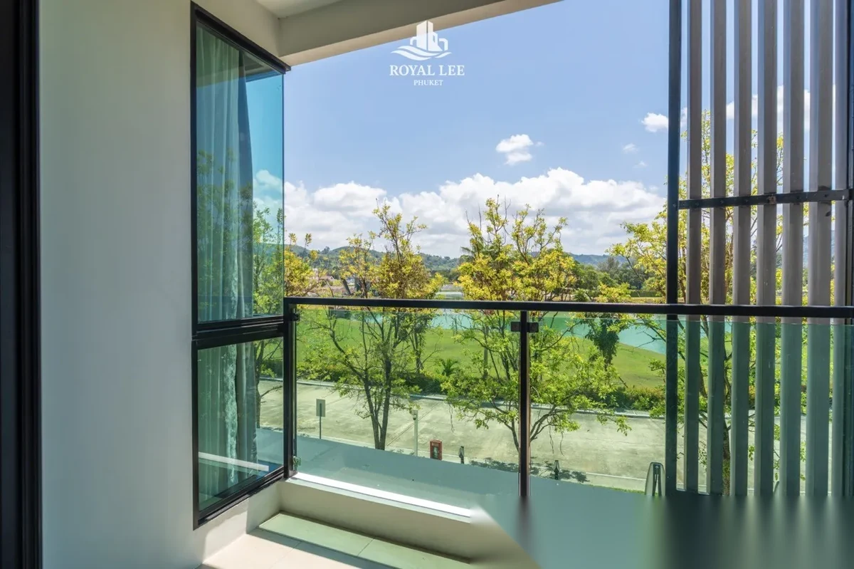 Апартаменты 1BR в ЖК Royal Lee The Terminal Phuket · Саку · Вид на озеро — фото 5