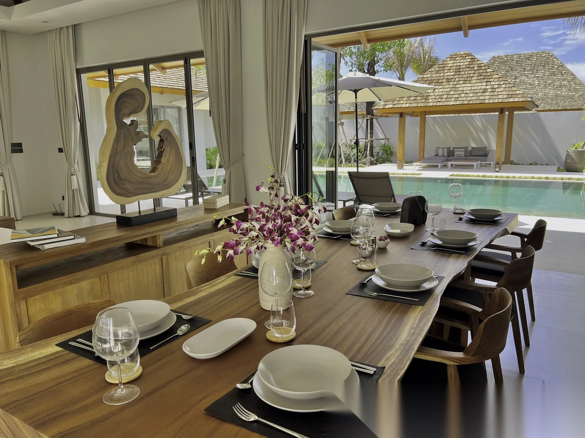 4 Bedroom Villa for sale at Anchan Tropicana complex · Thep Krasattri · Garden View — photo 4
