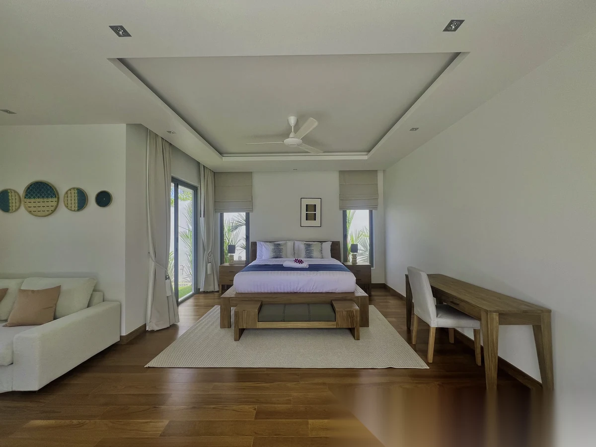 4 Bedroom Villa for sale at Anchan Tropicana complex · Thep Krasattri · Garden View — photo 6