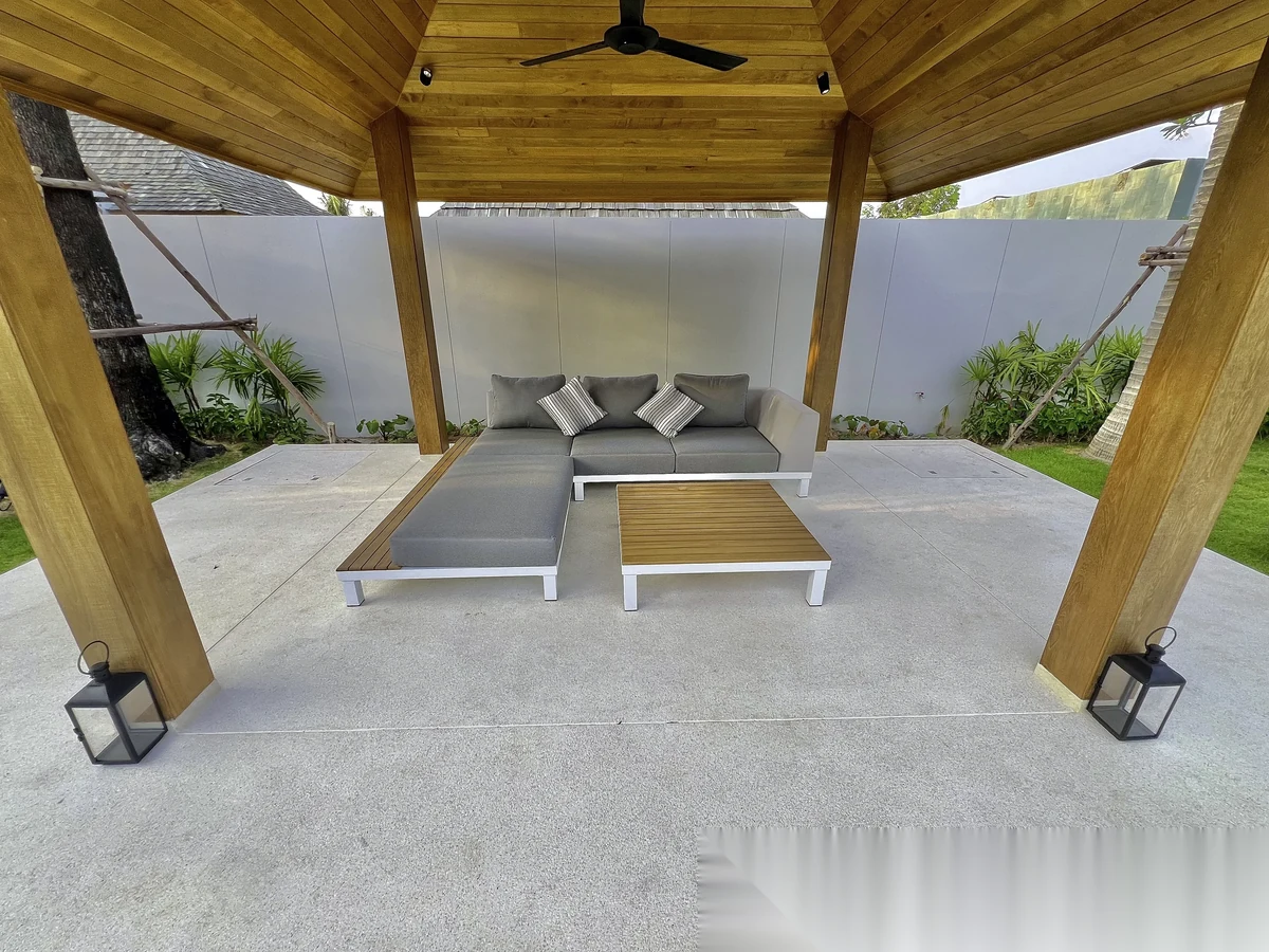 4 Bedroom Villa for sale at Anchan Tropicana complex · Thep Krasattri · Garden View — photo 12