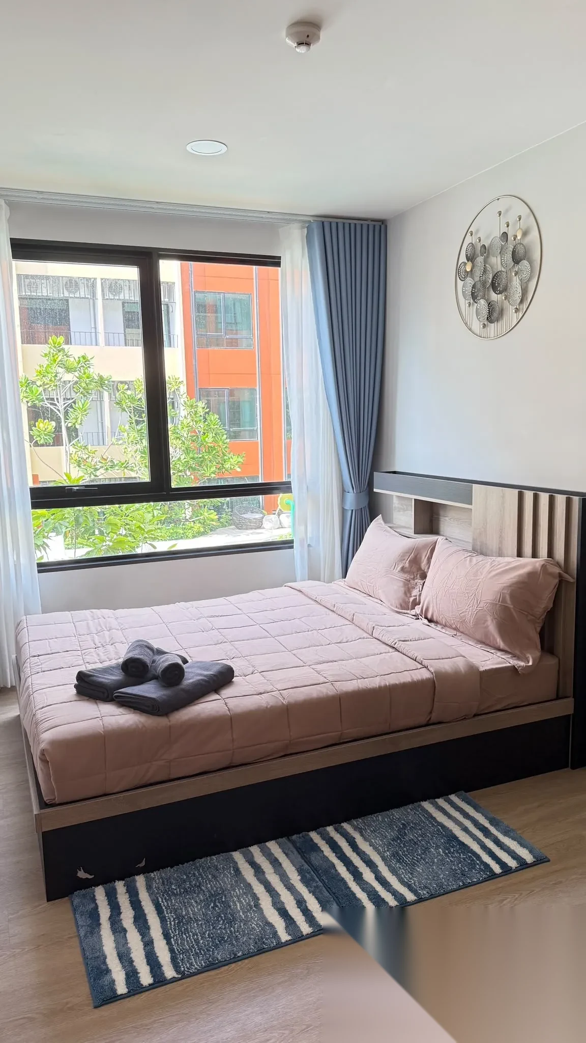 2 Bedroom Apartment for rent at The Cube Amaze complex · Si Sunthon · Pool View — photo 6
