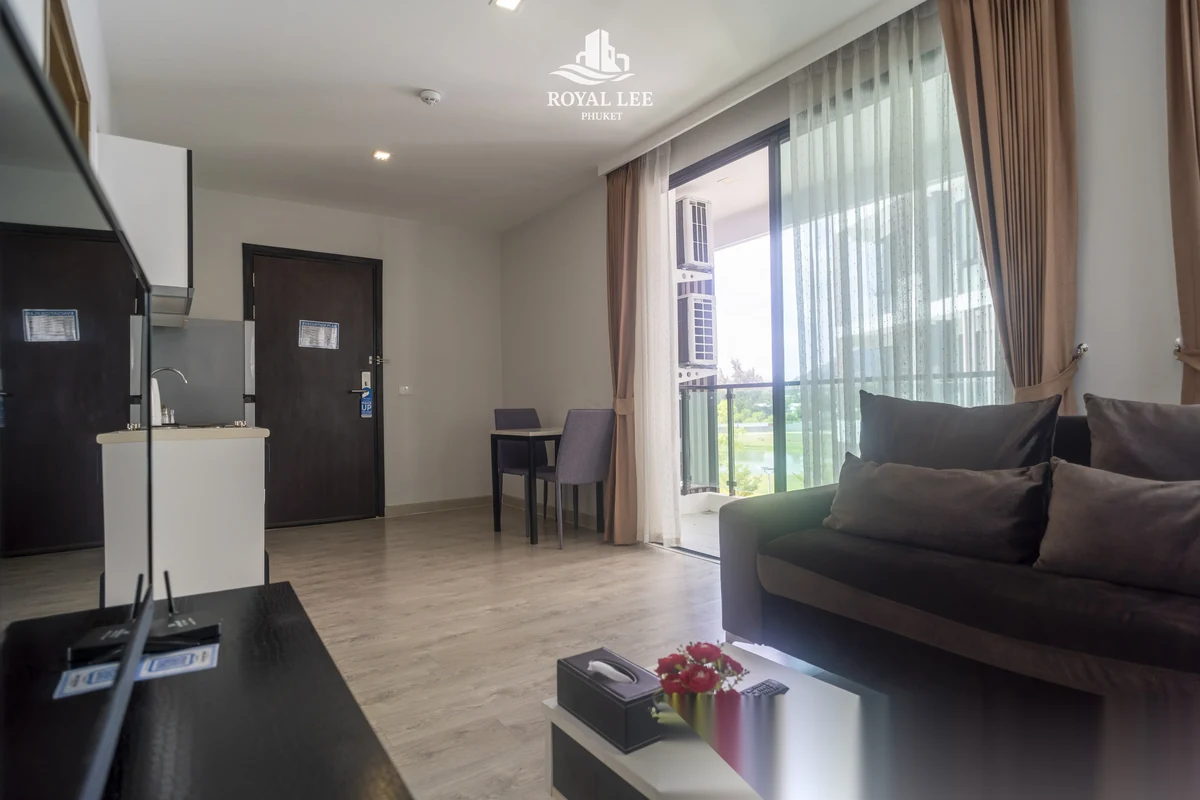 1 Bedroom Apartment for sale at Royal Lee The Terminal Phuket complex · Sakhu · Lake View — photo 3