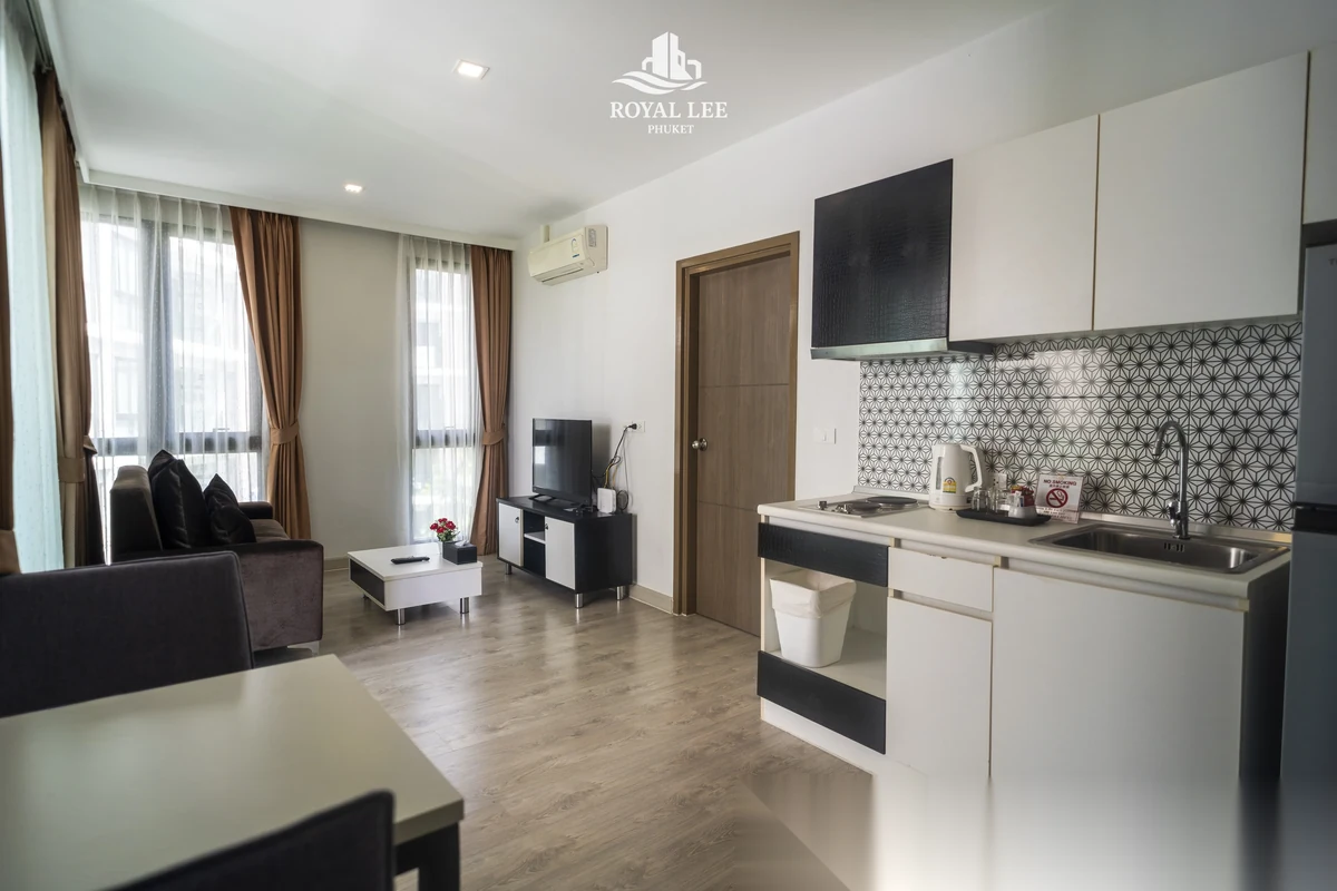 1 Bedroom Apartment for sale at Royal Lee The Terminal Phuket complex · Sakhu · Lake View — photo 8