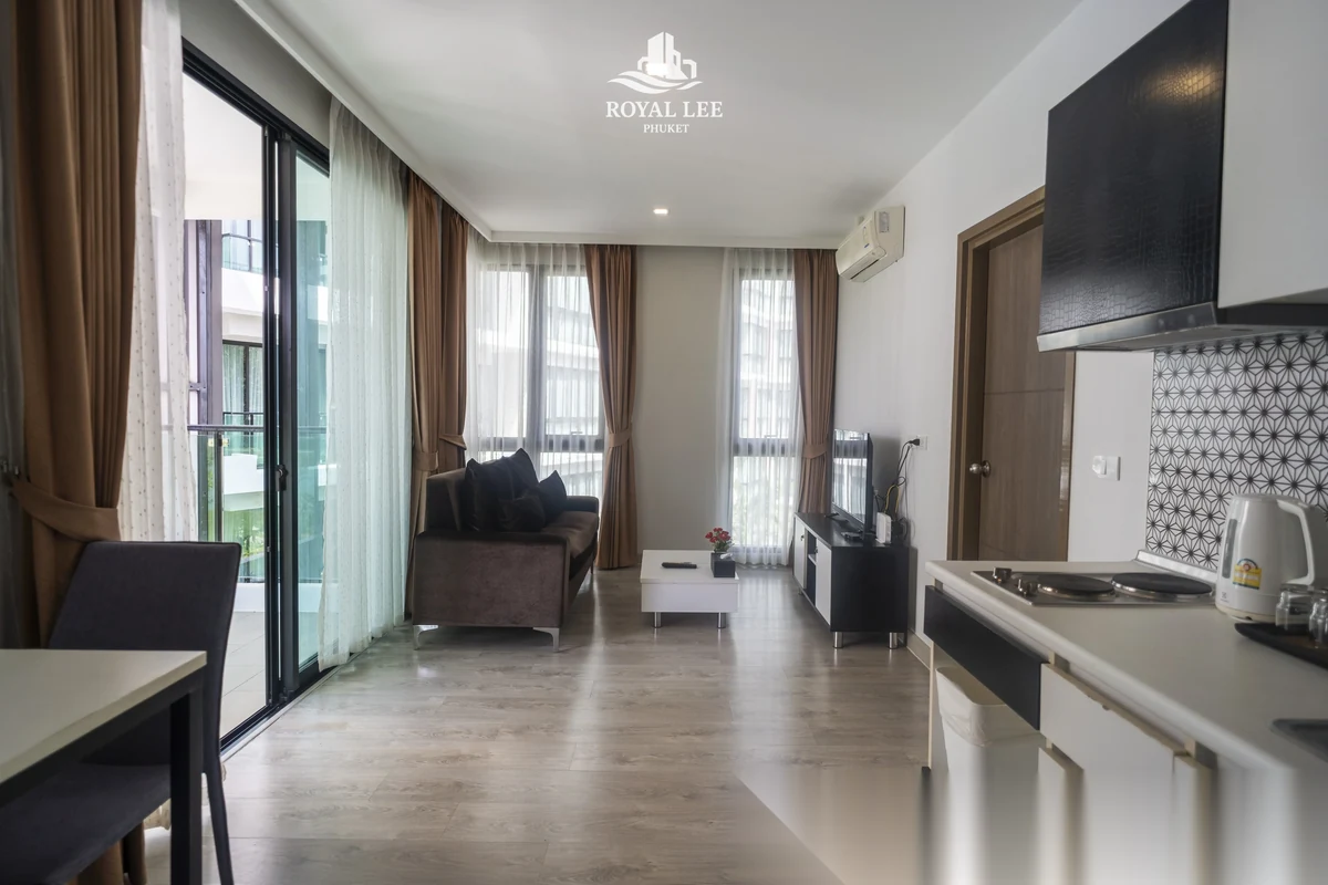 1 Bedroom Apartment for sale at Royal Lee The Terminal Phuket complex · Sakhu · Lake View — photo 9