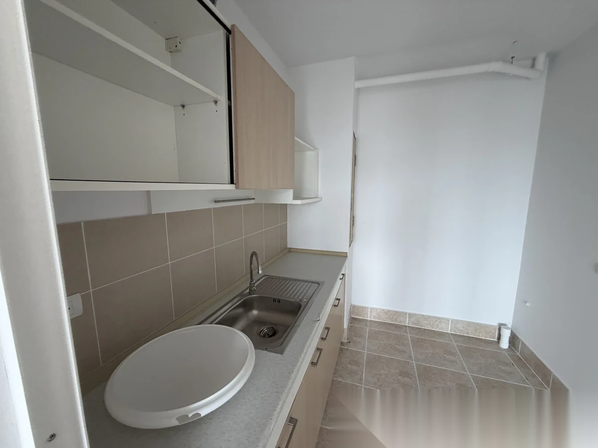 2 Bedroom Apartment for sale at Supalai Park at Downtown Phuket complex · Phuket Town — photo 2