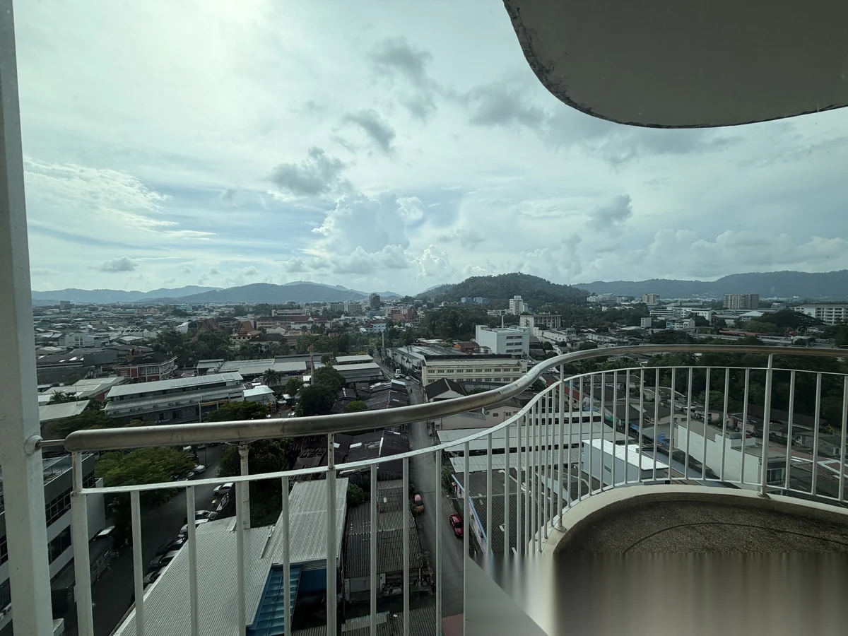 2 Bedroom Apartment for sale at Supalai Park at Downtown Phuket complex · Phuket Town — photo 4