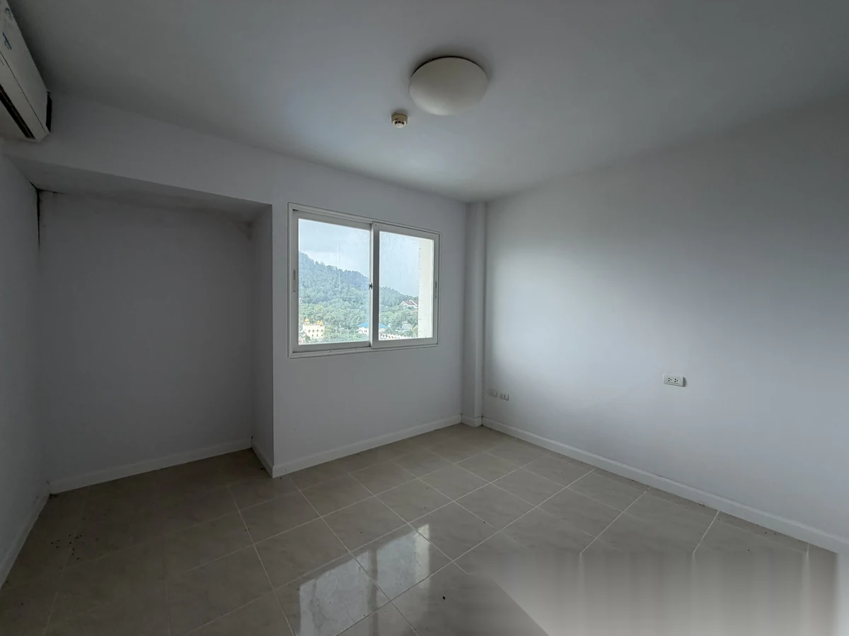 2 Bedroom Apartment for sale at Supalai Park at Downtown Phuket complex · Phuket Town — photo 5
