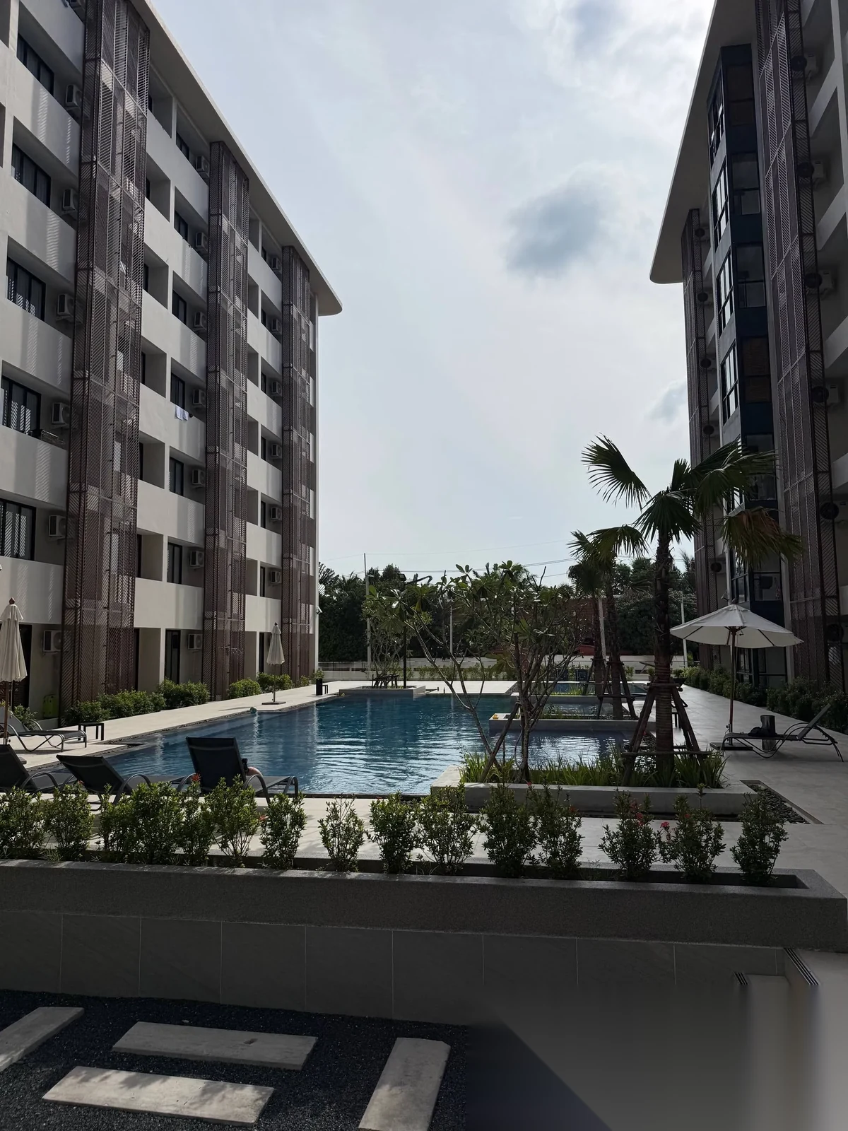 Studio Apartment for sale at Utopia Dream U2 complex · Rawai · Pool Access — photo 3
