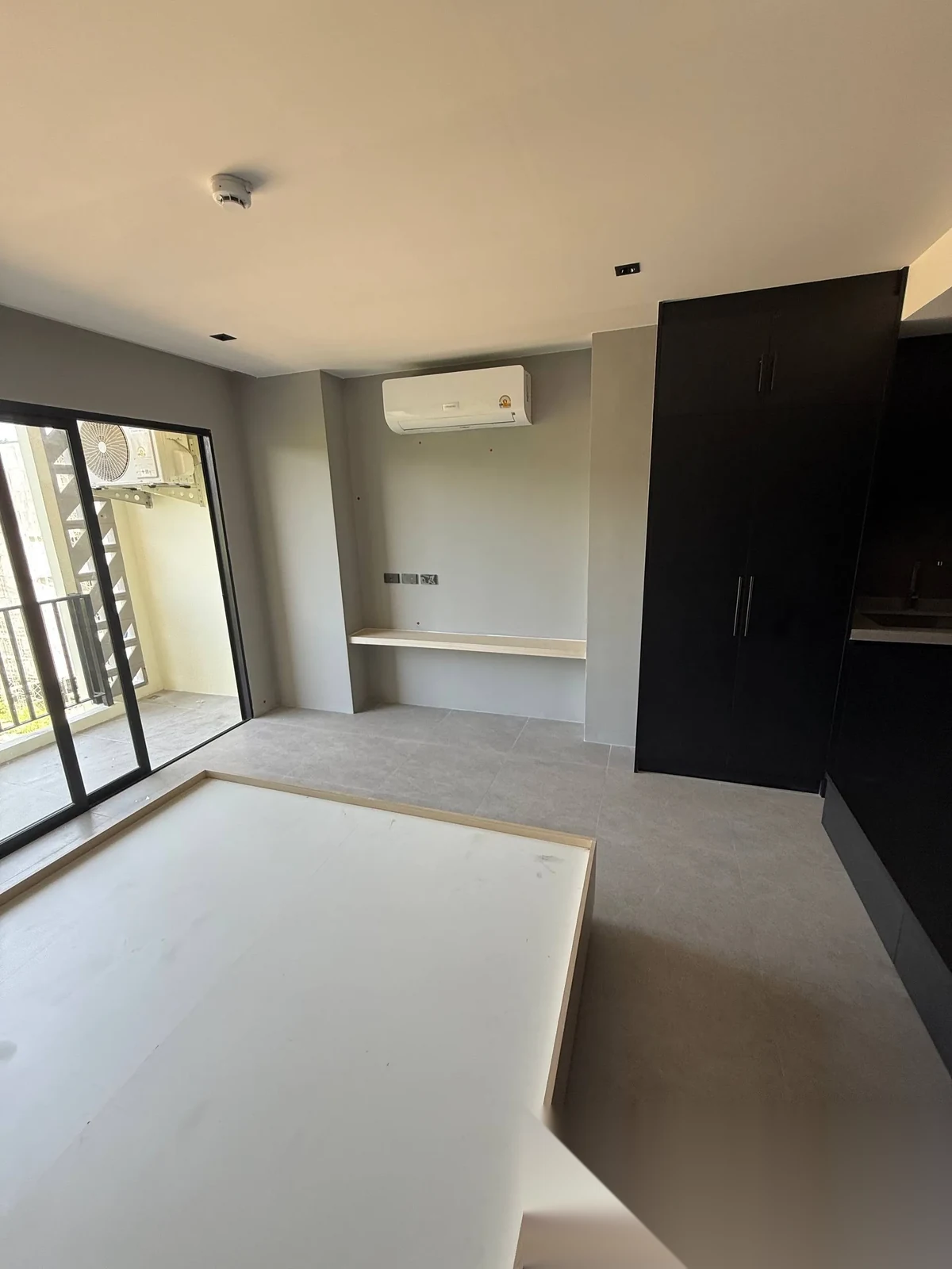 Studio Apartment for sale at Utopia Dream U2 complex · Rawai · Pool Access — photo 4