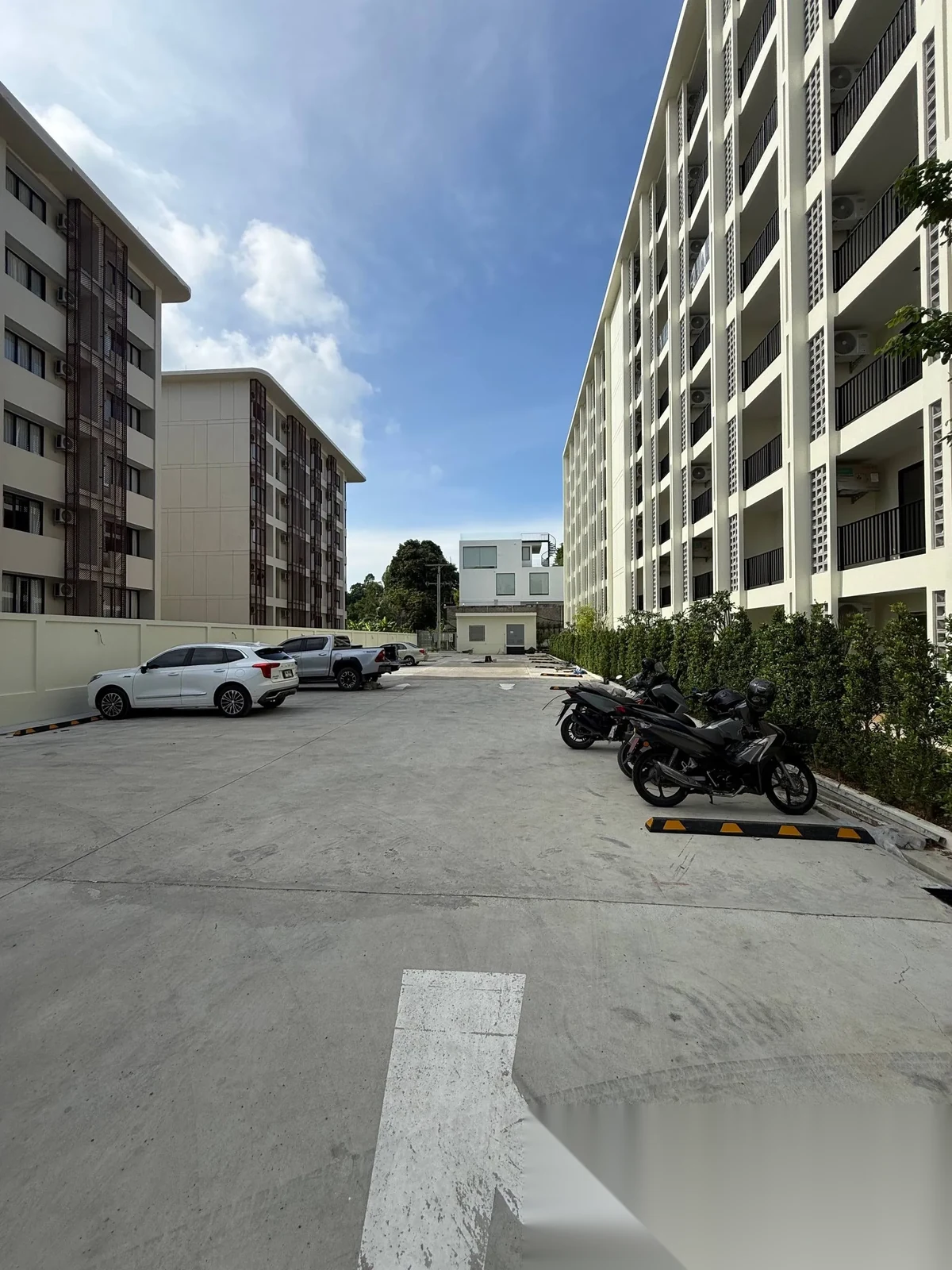 Studio Apartment for sale at Utopia Dream U2 complex · Rawai · Pool Access — photo 12