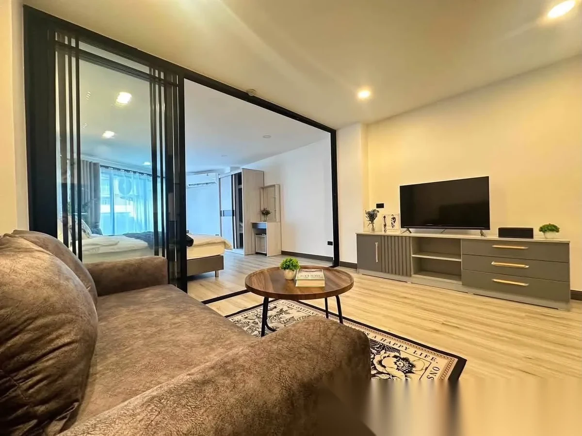 1 Bedroom Apartment for rent at Phuket Palace complex · Patong — photo 5