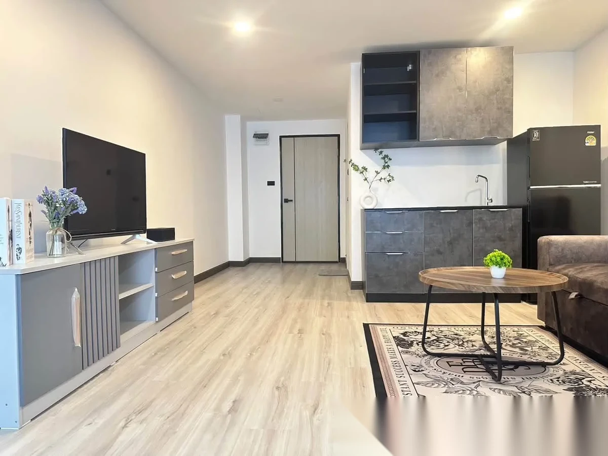 1 Bedroom Apartment for rent at Phuket Palace complex · Patong — photo 11