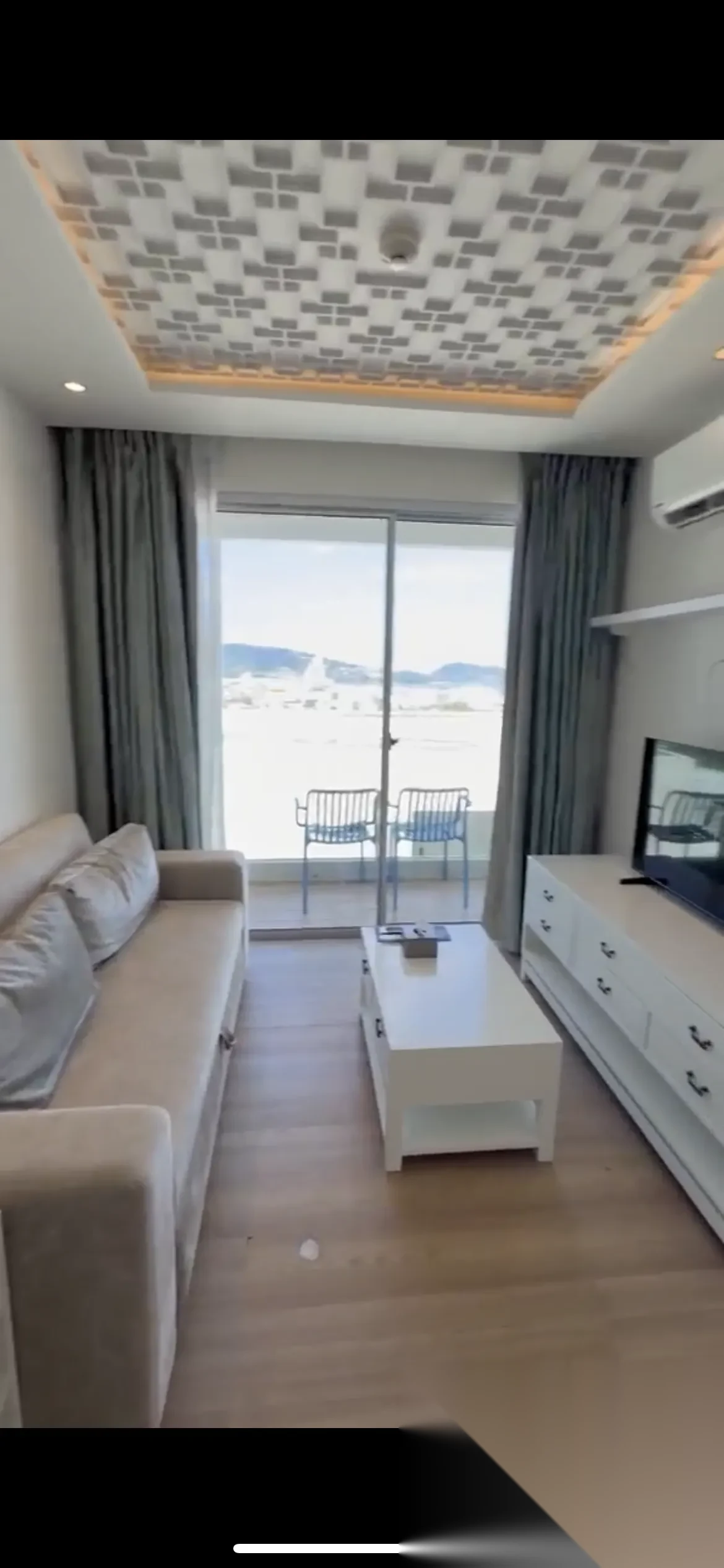1 Bedroom Apartment for rent at Seavale Patong complex · Patong · Sea View — photo 2