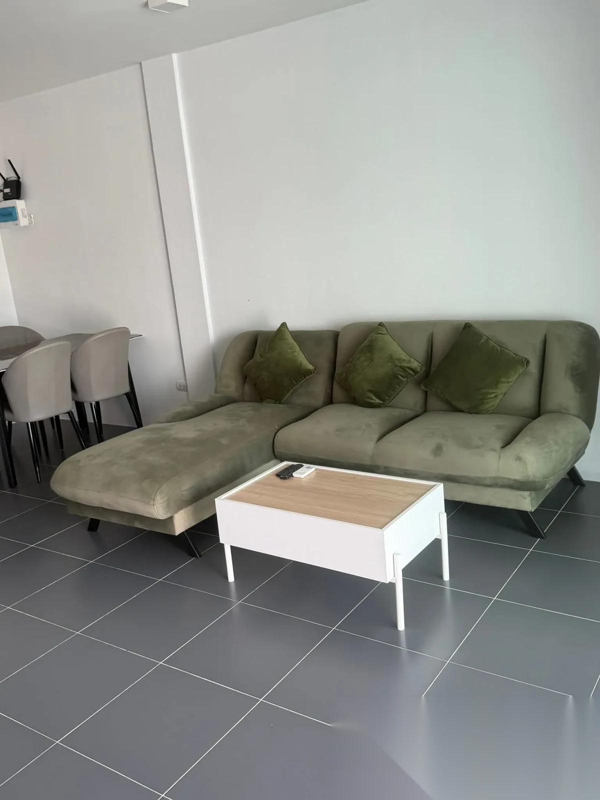 2 Bedroom Townhouse for rent at Charming2-bedroom, 2-storey townhouse complex · Choeng Thale — photo 6