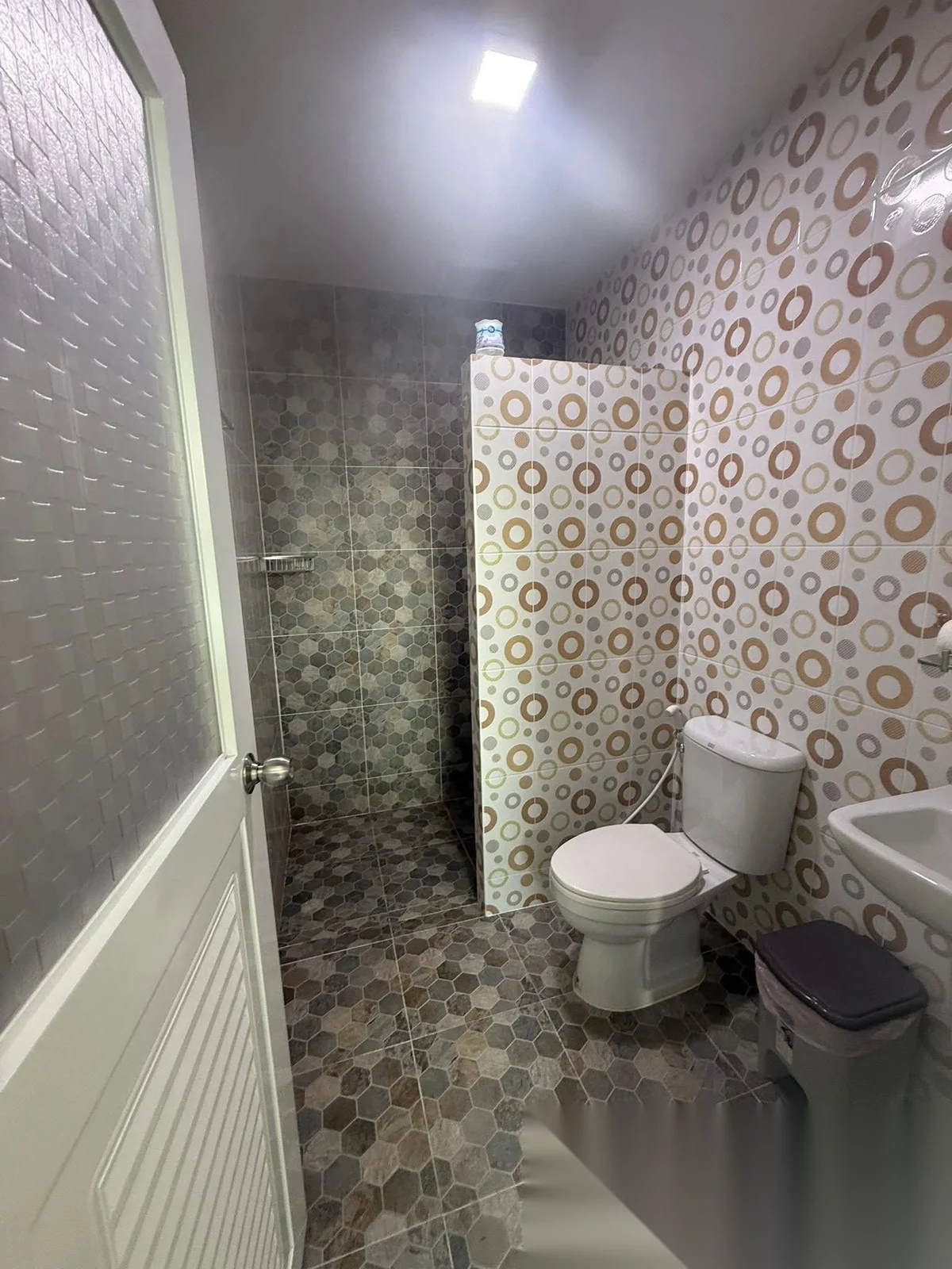 2 Bedroom Townhouse for rent at Charming2-bedroom, 2-storey townhouse complex · Choeng Thale — photo 8