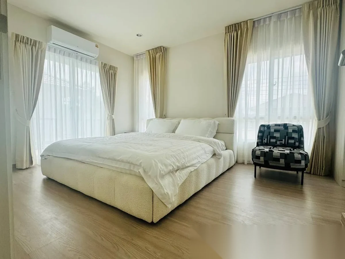 4 Bedroom House for sale at Saransiri Kohkaew complex · Ko Kaeo · Pool Access — photo 9