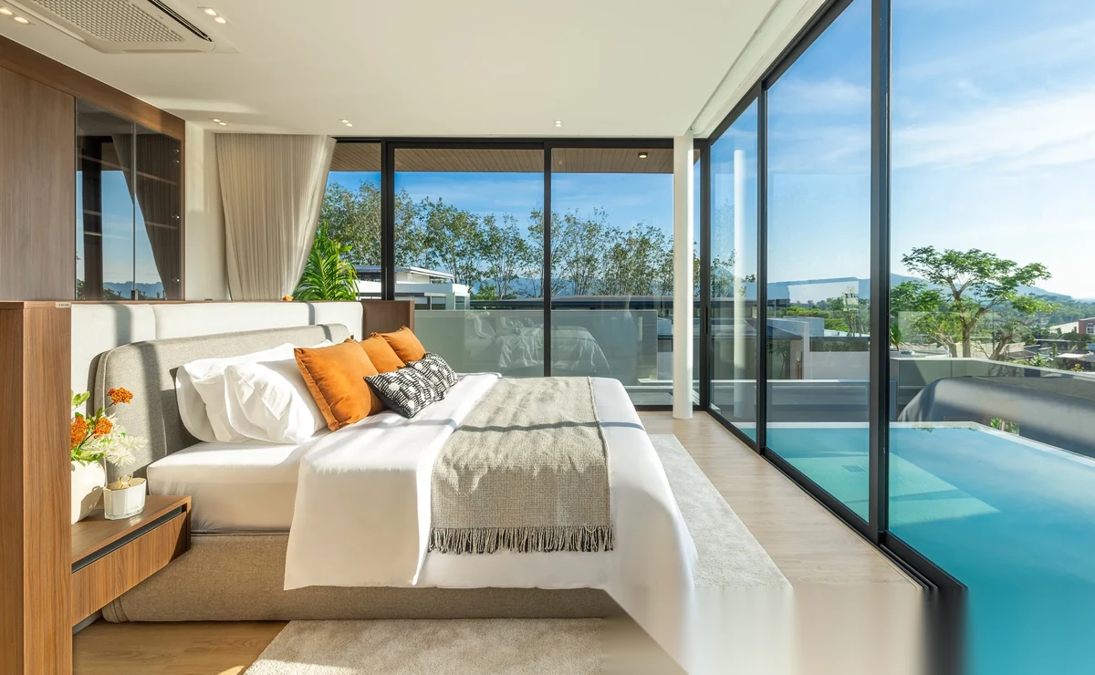 4 Bedroom Villa for rent at Amber Chamber complex · Si Sunthon · Pool View — photo 10