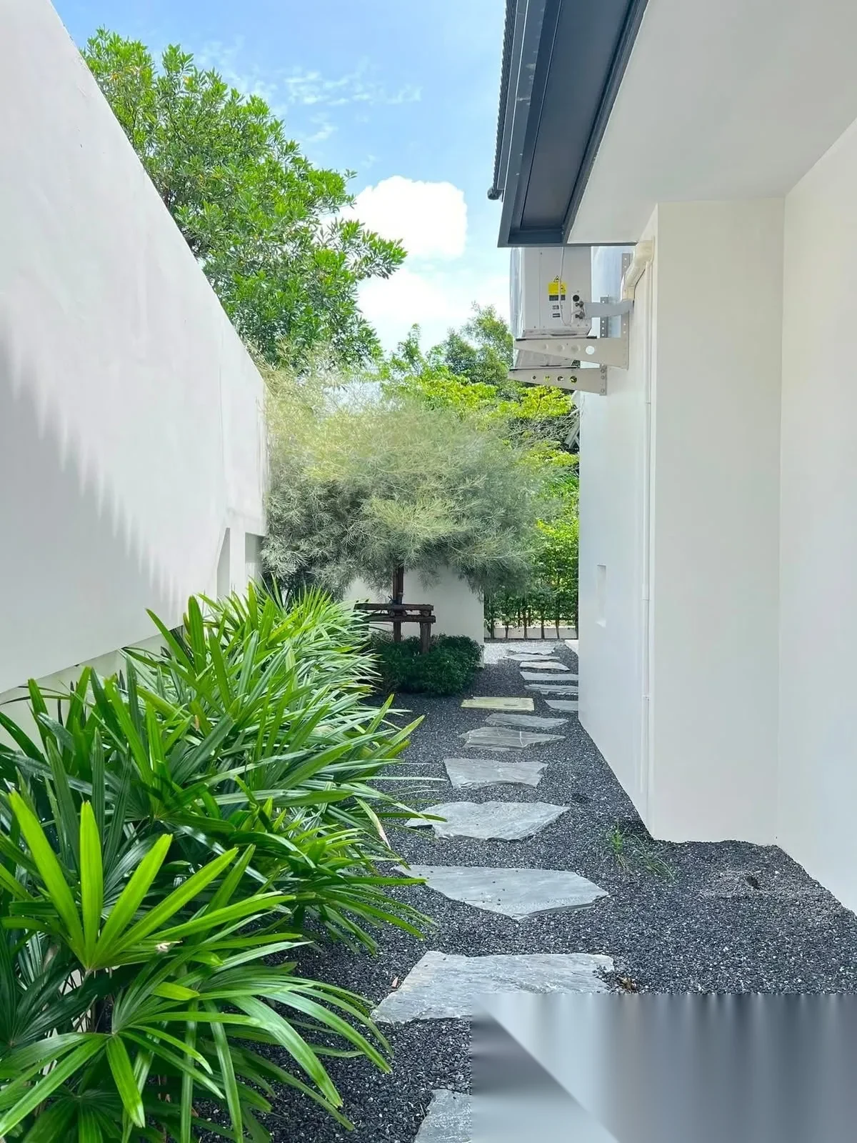 4 Bedroom Villa for sale at Land and Houses Park complex · Chalong — photo 2