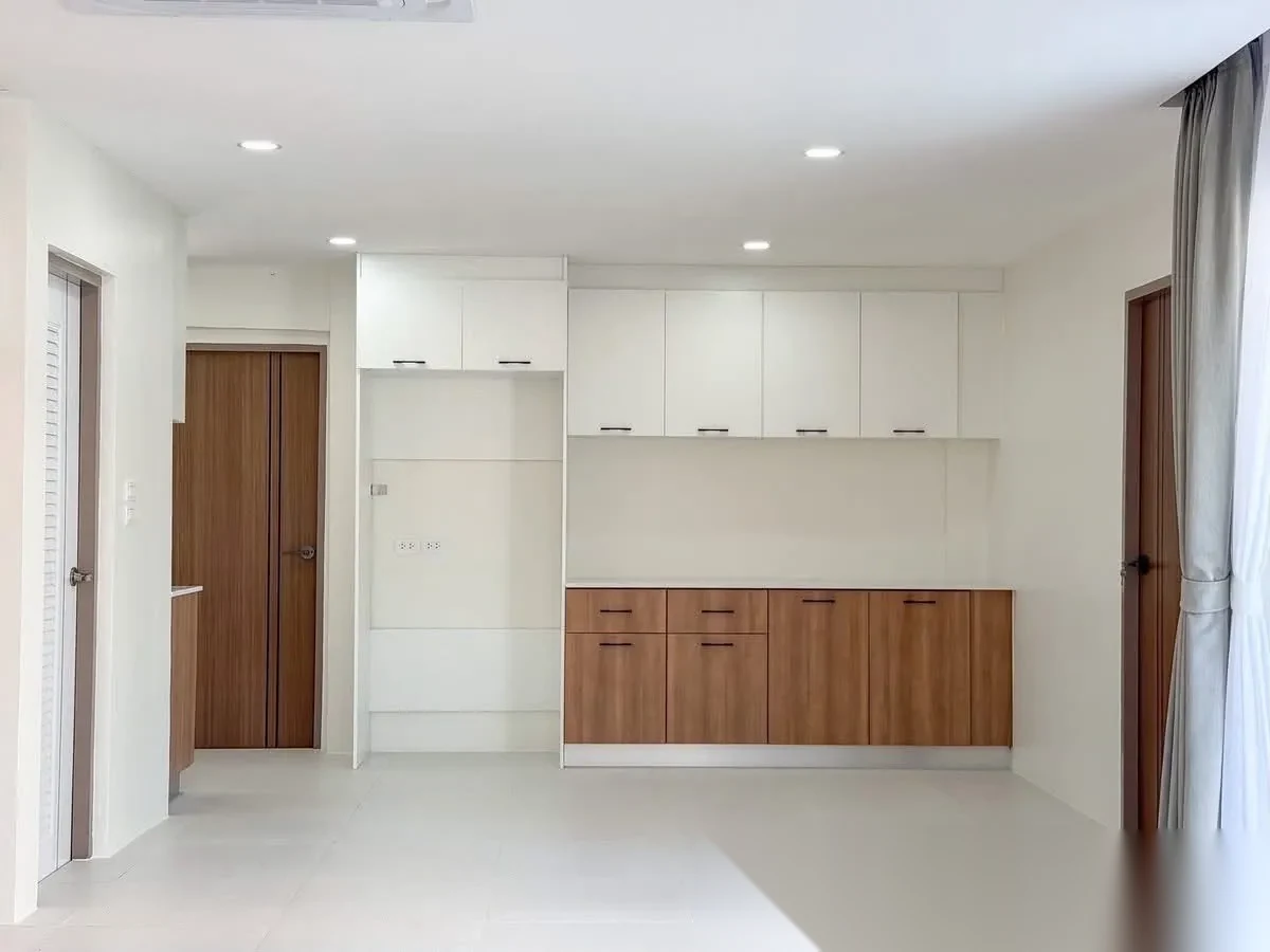 4 Bedroom Villa for sale at Land and Houses Park complex · Chalong — photo 6