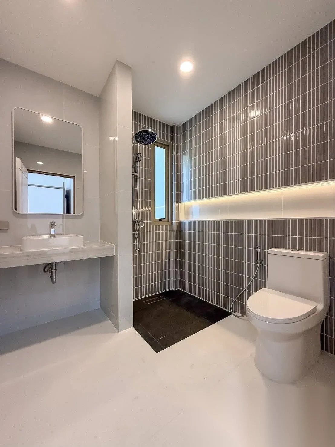 4 Bedroom Villa for sale at Land and Houses Park complex · Chalong — photo 7