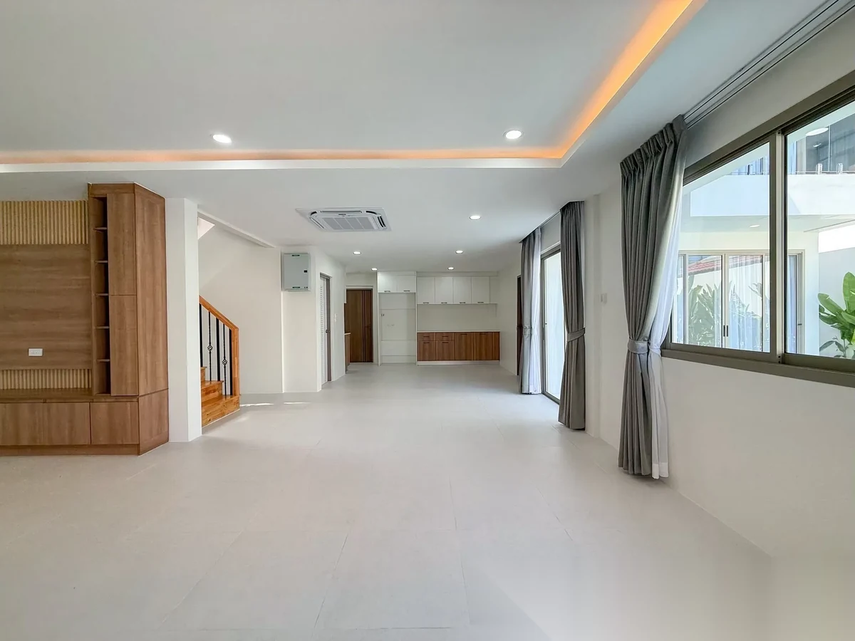 4 Bedroom Villa for sale at Land and Houses Park complex · Chalong — photo 33