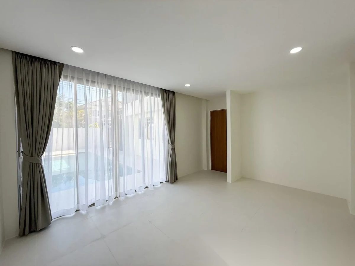 4 Bedroom Villa for sale at Land and Houses Park complex · Chalong — photo 44