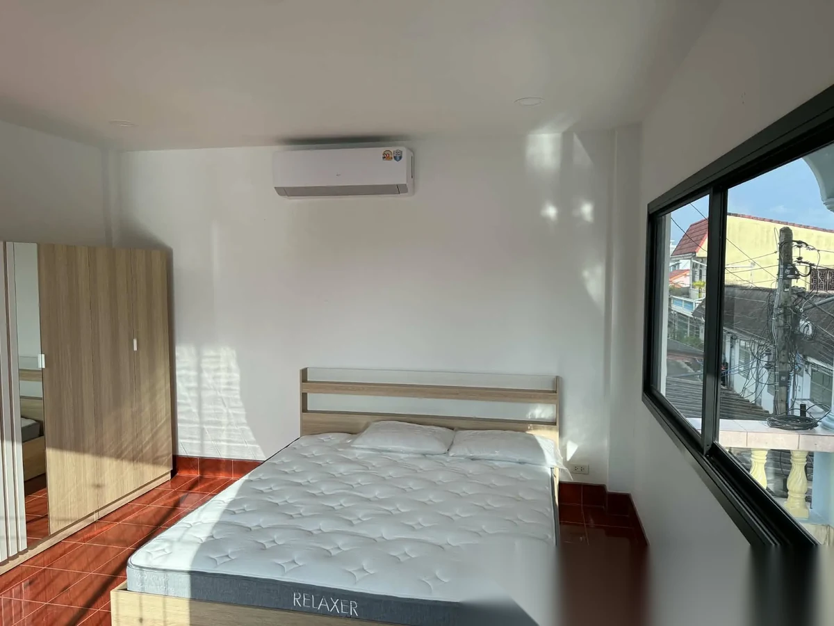 Дом 4BR в комплексе Townhouse in Soi cherngthale 12 · Чернг Тале / Bang Tao — фото 3