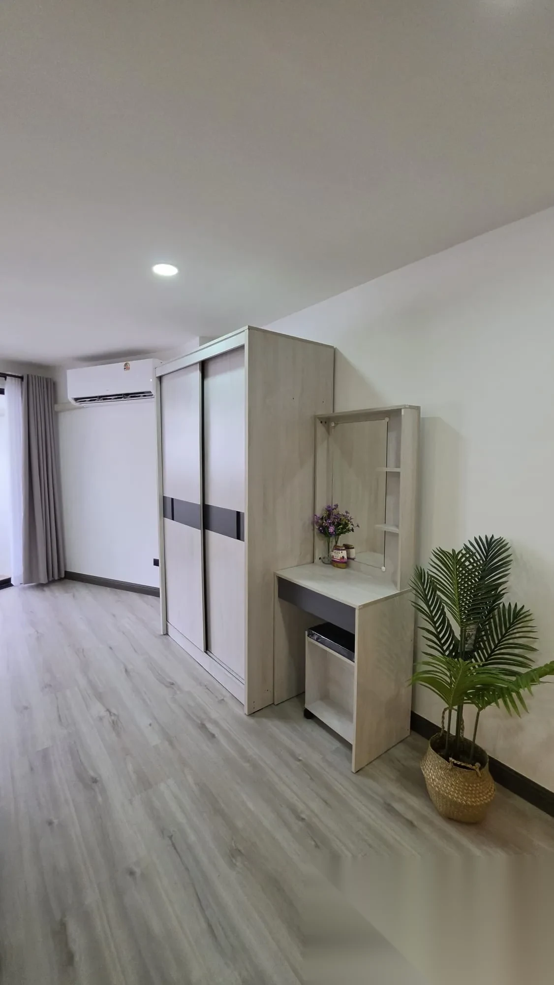 1 Bedroom Apartment for rent at Phuket Palace complex · Patong — photo 7