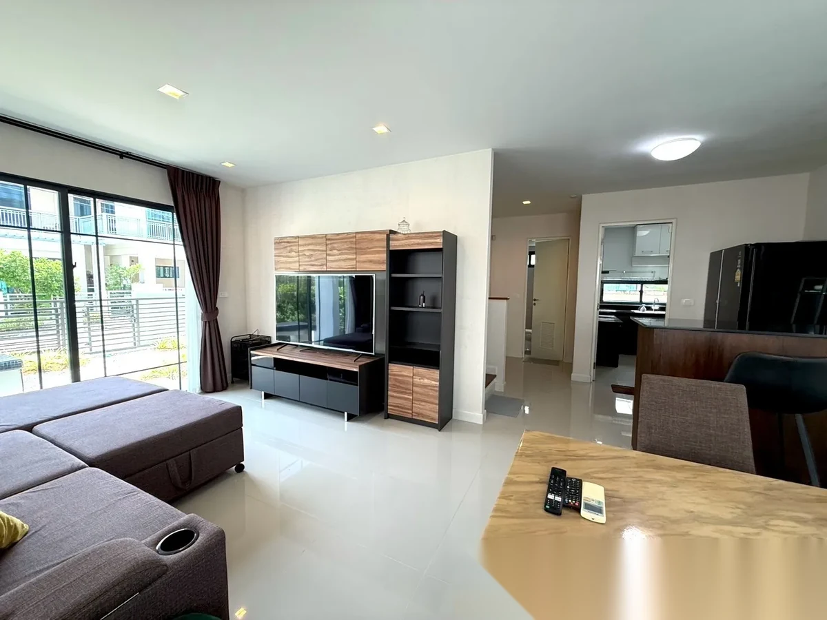 3 Bedroom House for rent at Burasiri Kohkaew complex · Ko Kaeo · Garden View — photo 2