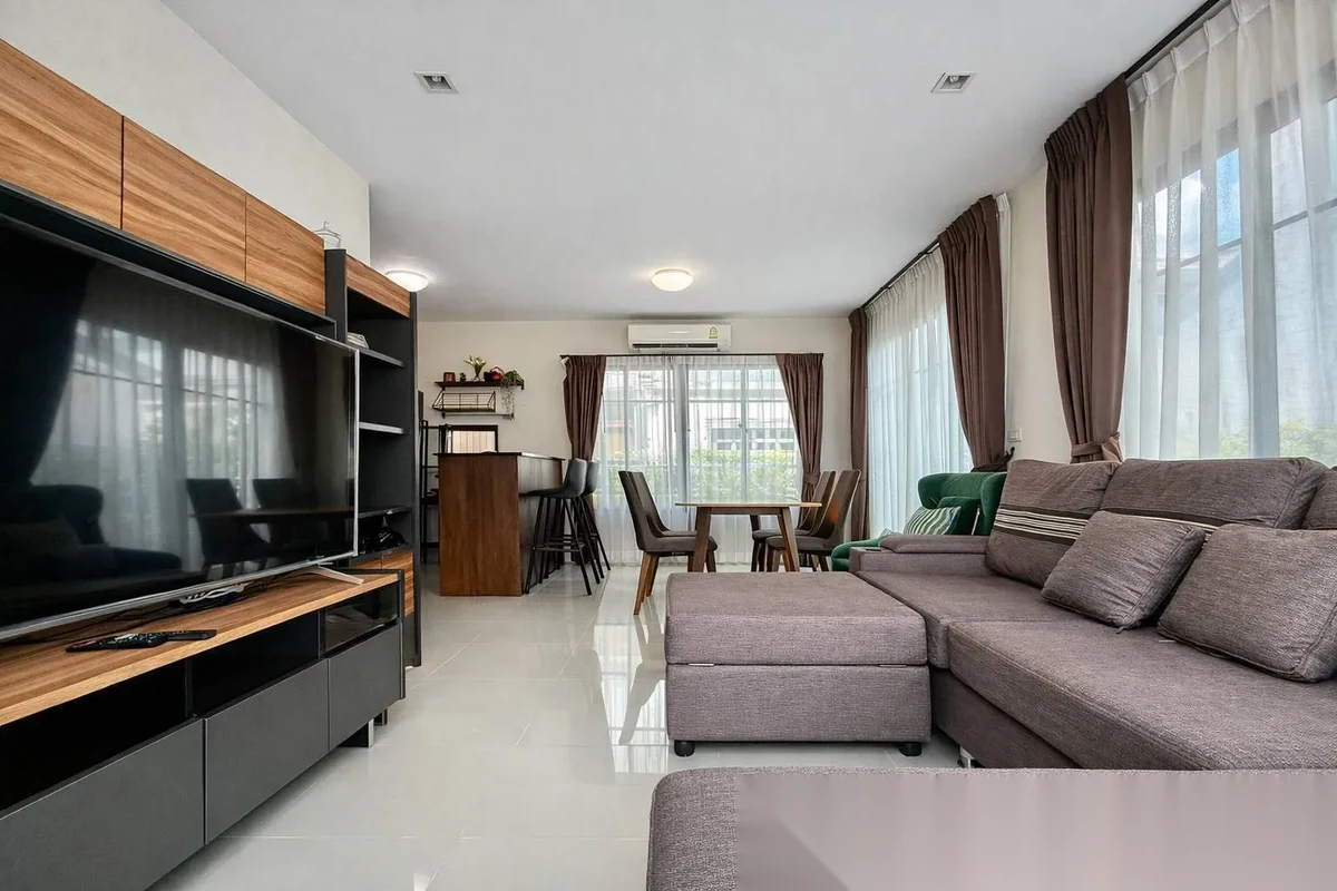 3 Bedroom House for rent at Burasiri Kohkaew complex · Ko Kaeo · Garden View — photo 3