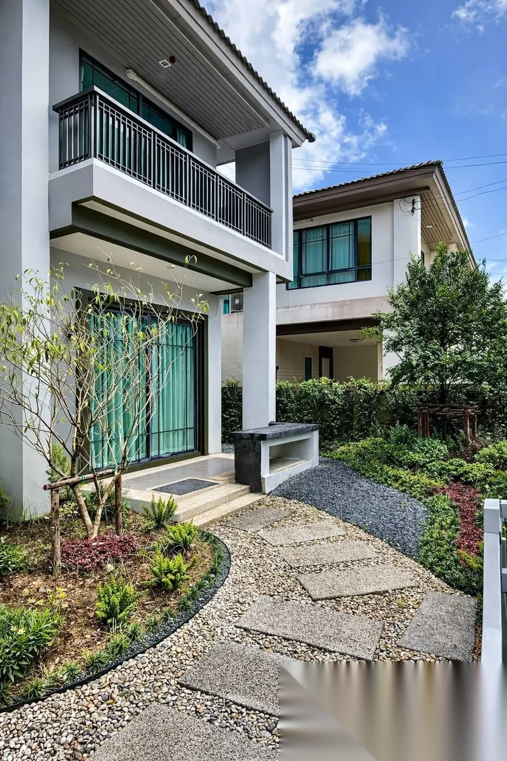 3 Bedroom House for rent at Burasiri Kohkaew complex · Ko Kaeo · Garden View — photo 5