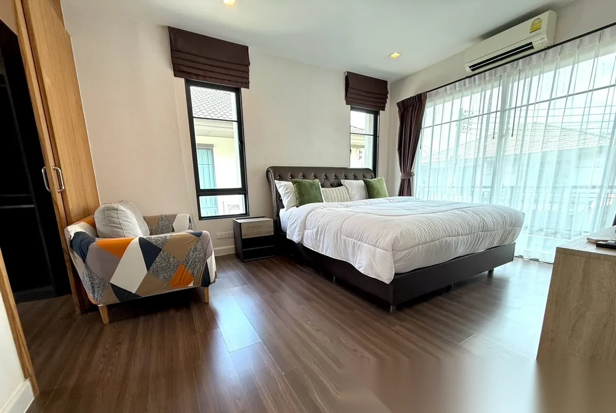 3 Bedroom House for rent at Burasiri Kohkaew complex · Ko Kaeo · Garden View — photo 9