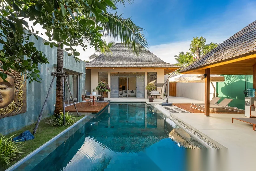 2 Bedroom Villa for rent at Anchan Flora complex · Thep Krasattri · Pool View — photo 2