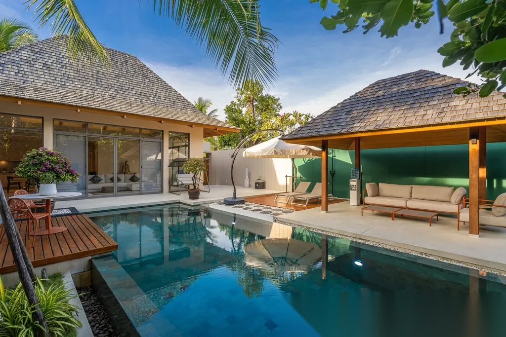 2 Bedroom Villa for rent at Anchan Flora complex · Thep Krasattri · Pool View — photo 4