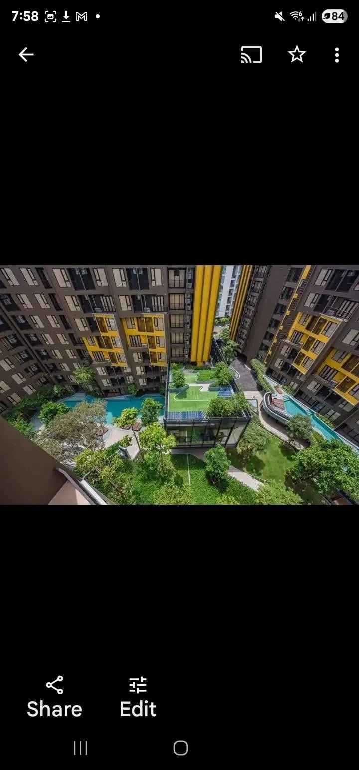 Апартаменты 1BR в ЖК THE BASE Central Phuket · Вичит · Вид на бассейн — фото 6