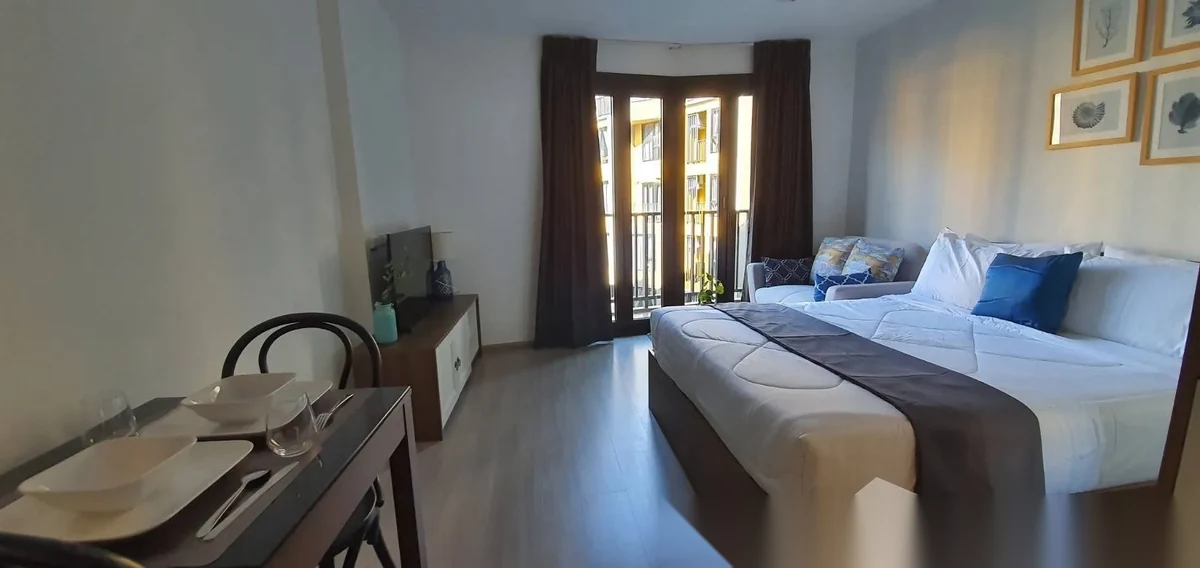 Апартаменты 1BR в ЖК THE BASE Central Phuket · Вичит · Вид на бассейн — фото 12