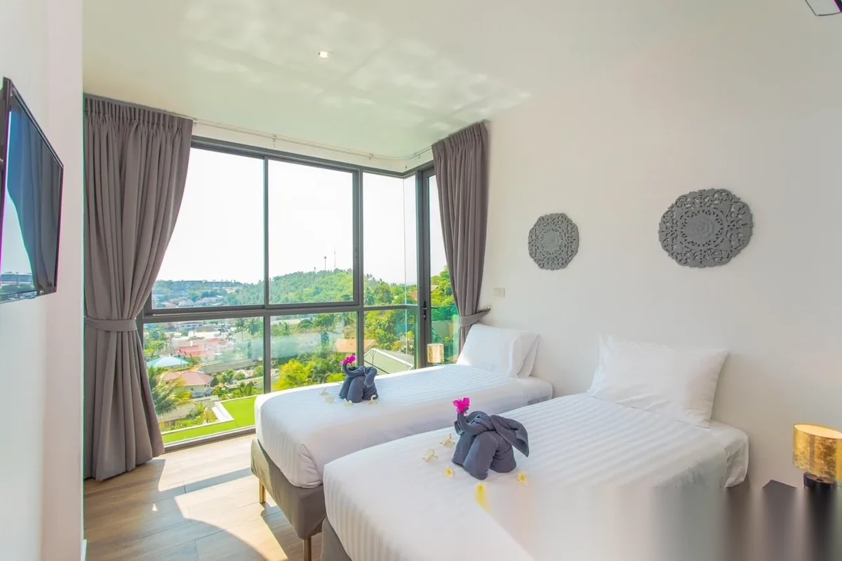 5 Bedroom Villa for rent at Baan Saint Tropez Villas complex · Karon · Sea View — photo 6